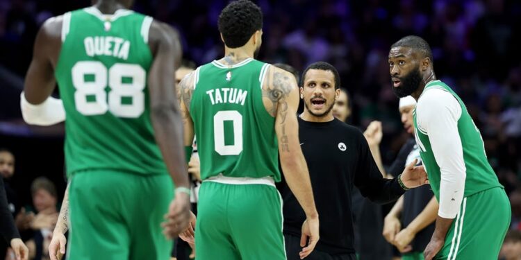Jaylen Brown y Jayson Tatum