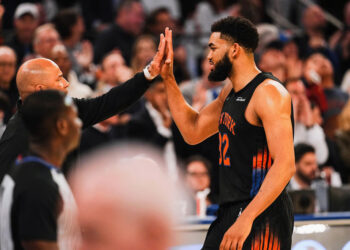 Karl-Anthony Towns en juego 2 contra los Cavaliers 2026
