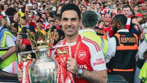 Mikel Arteta quiere conseguir el doblete ante el PSG Foto Arsenal Twitter