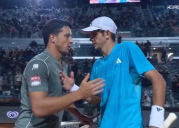 Rafael Jódar y Luciano Darderia en un duelo intenso.