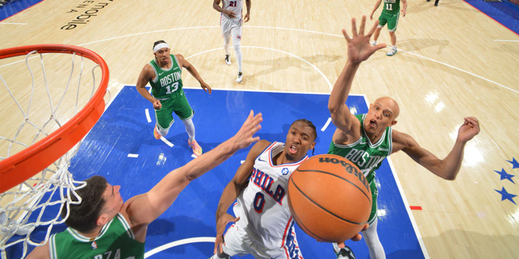 Tyrexe Maxey en juego 6 contra los Celtics