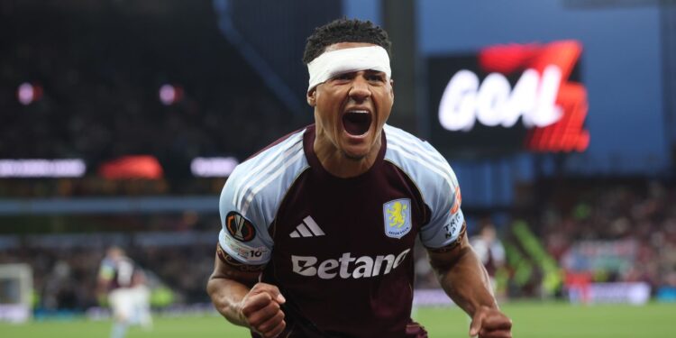 Ollie Watkins celebra durante el Aston Villa-Nottingham Forest. Fuente: AVFC web