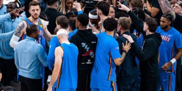 Equipo OKC contra Spurs