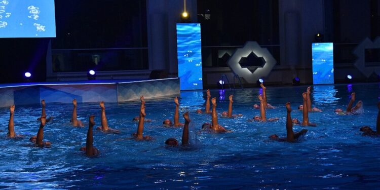 China lidera con autoridad el inicio técnico de la Copa del Mundo de natación artistica 2026