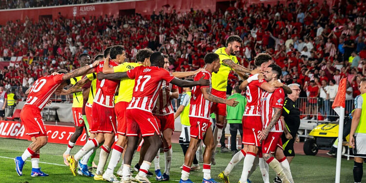 El Almería tendrá una oportunidad para lograr un ascenso que es más una obligación que un premio