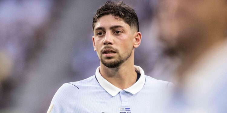 Valverde during the Uruguay-Cape Verde match. | Photo: Uruguay