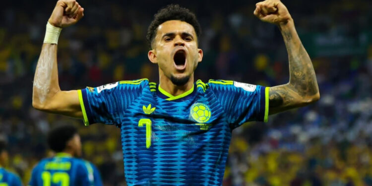 Luis Díaz ha firmado un gran partido con Colombia en el Mundial. Foto: fcfseleccioncol