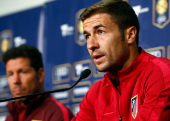 Gabi y Diego Pablo Simeone en una rueda de prensa de Champions League con el Atlético de Madrid en 2016 / Fuente: Atlético de Madrid