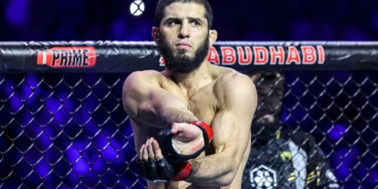 Makhachev inicia su campamento