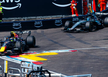 Red Bull y Mercedes durante el GP de Mónaco 2026 / Fuente: Mercedes-AMG PETRONAS F1 Team