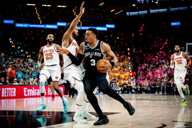 Spurs contra Knicks juego 1 2026