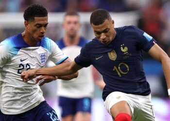 Bellingham y Mbappé durante el último Inglaterra Francia. | Foto: Francia