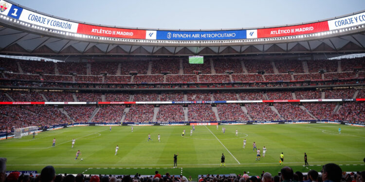 El Atlético de Madrid jugando un partido en el Metropolitano / Fuente: Riyadh Air Metropolitano