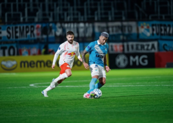 Uno menos y afuera: Sporting Cristal perdió 1-0 ante el Bragantino en Brasil
