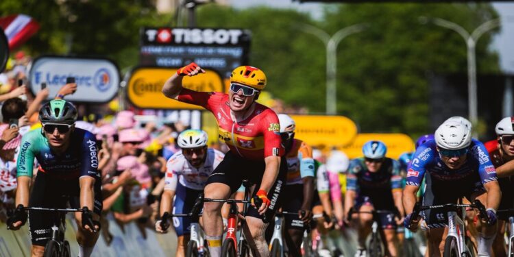 Soren Waerenskjold se hace con la victoria en Nevers