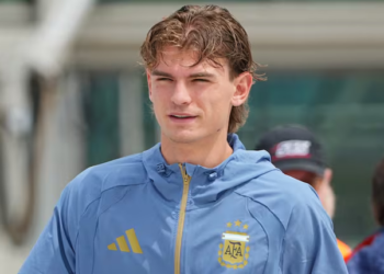 «Prometo dar absolutamente todo para traer la copa de vuelta»: el juramento de Nico Paz al terminar el Mundial