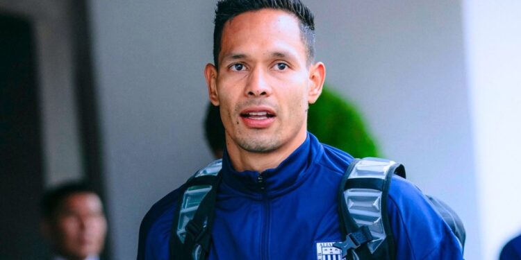 Sin peligro: Renzo Garcés viajará a Arequipa para duelo ante FBC Melgar