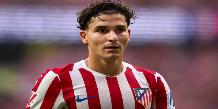 Atlético encara el pulso de Julián Álvarez en pleno mercado