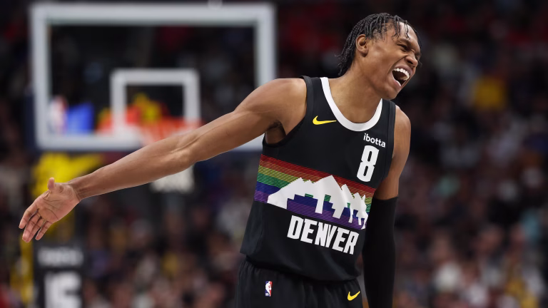 Cleveland incorpora a Peyton Watson