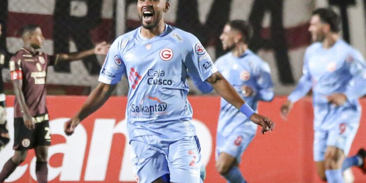 Fue un paseo: Deportivo Garcilaso derrotó por 4-0 a una irreconocible ‘U’
