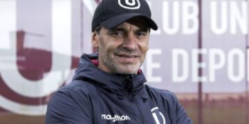 Volvió: Fabián Bustos es el nuevo entrenador de Universitario de Deportes
