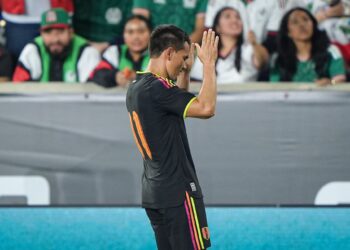 Jairo Vélez: «De los errores vamos aprendiendo y mostramos otra actitud»