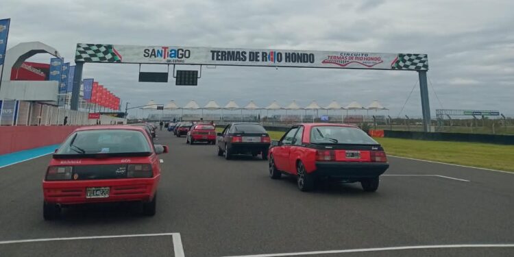 Multitudinaria convocatoria al histórico primer Encuentro Federal de la Coupé Fuego