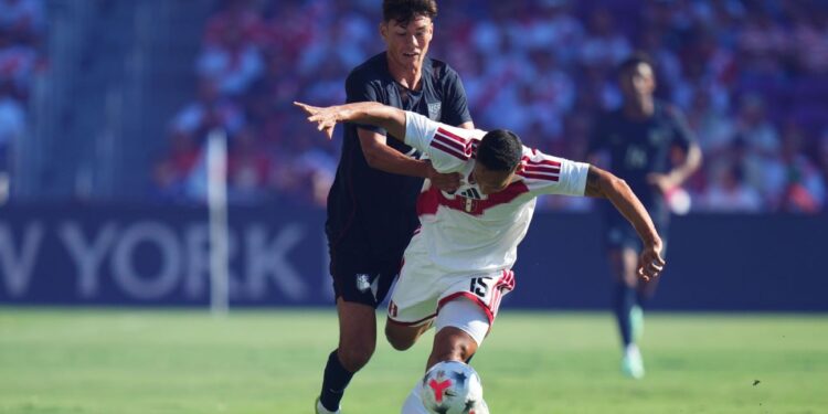 Fue una paliza: Estados Unidos derrotó por 4-1 a un Perú en duelo amistoso