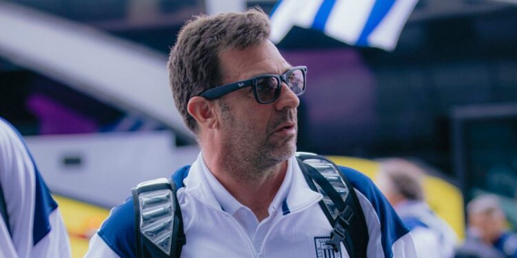 Como en el ajedrez: Pablo Guede moverá fichas en Alianza Lima tras derrota