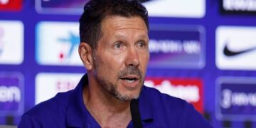 Simeone pide el Balón de Oro para Messi