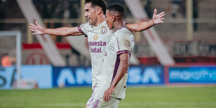 Crónica: Tres goles de la ‘U’ a Juan Pablo II para soñar