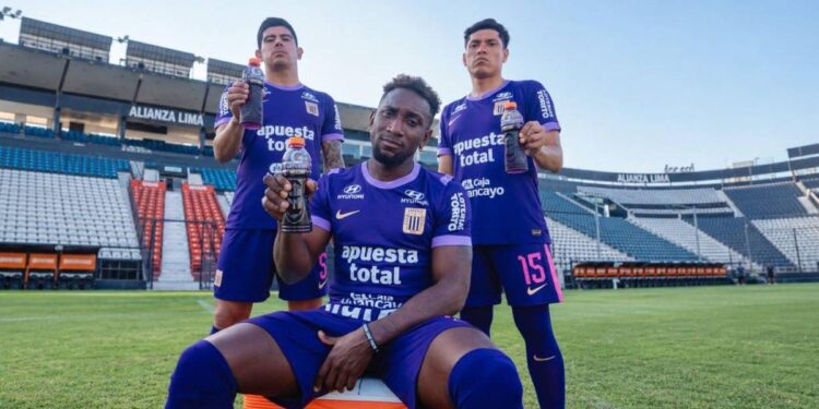 ¿Cuál es la novedosa formación de Alianza Lima ante CD Moquegua?