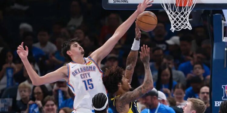 Aday taponando en el OKC-Indiana
