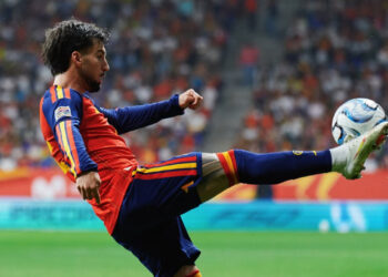 Álex Baena jugando con la Selección Española / Fuente: Atlético de Madrid