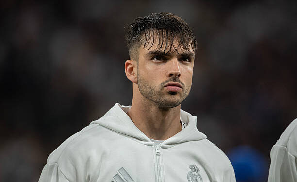 Raúl Asencio lesionado con el Real Madrid