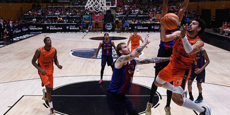 Valencia y Barca se miden en el Palau