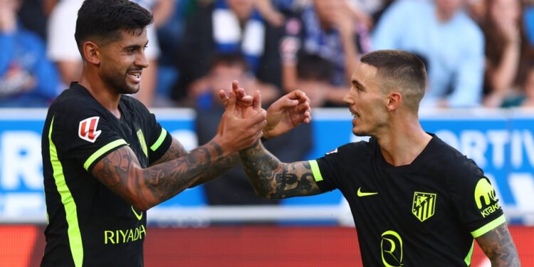 El 'Cuti' Romero y Alejandro Grimaldo jugando con el Atlético de Madrid / Fuente: Atlético de Madrid