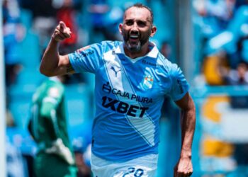 Con dos del ‘Pirata’ y de Iberico: Cristal le ganó 4-2 a Comerciantes Unidos