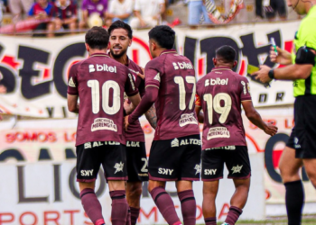 Goleada para levantarse: Universitario ganó 1-4 a Alianza Atlético en Trujillo