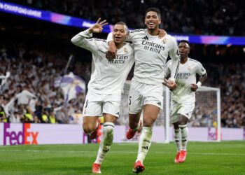 Jugadores del Real Madrid durante un partido de Champions League en el Santiago Bernabéu