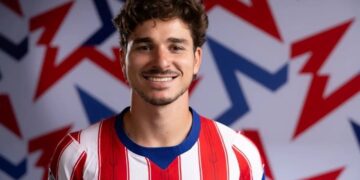 Julián Álvarez en busca de un nuevo representante