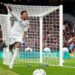 Kylian Mbappé celebra un gol ante el Barcelona en el Clásico